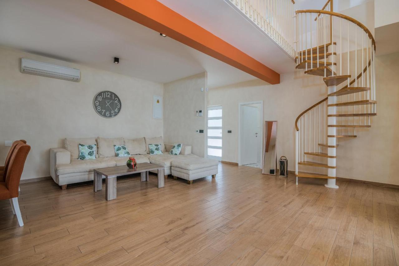 Villa Augusta Malinska Extérieur photo