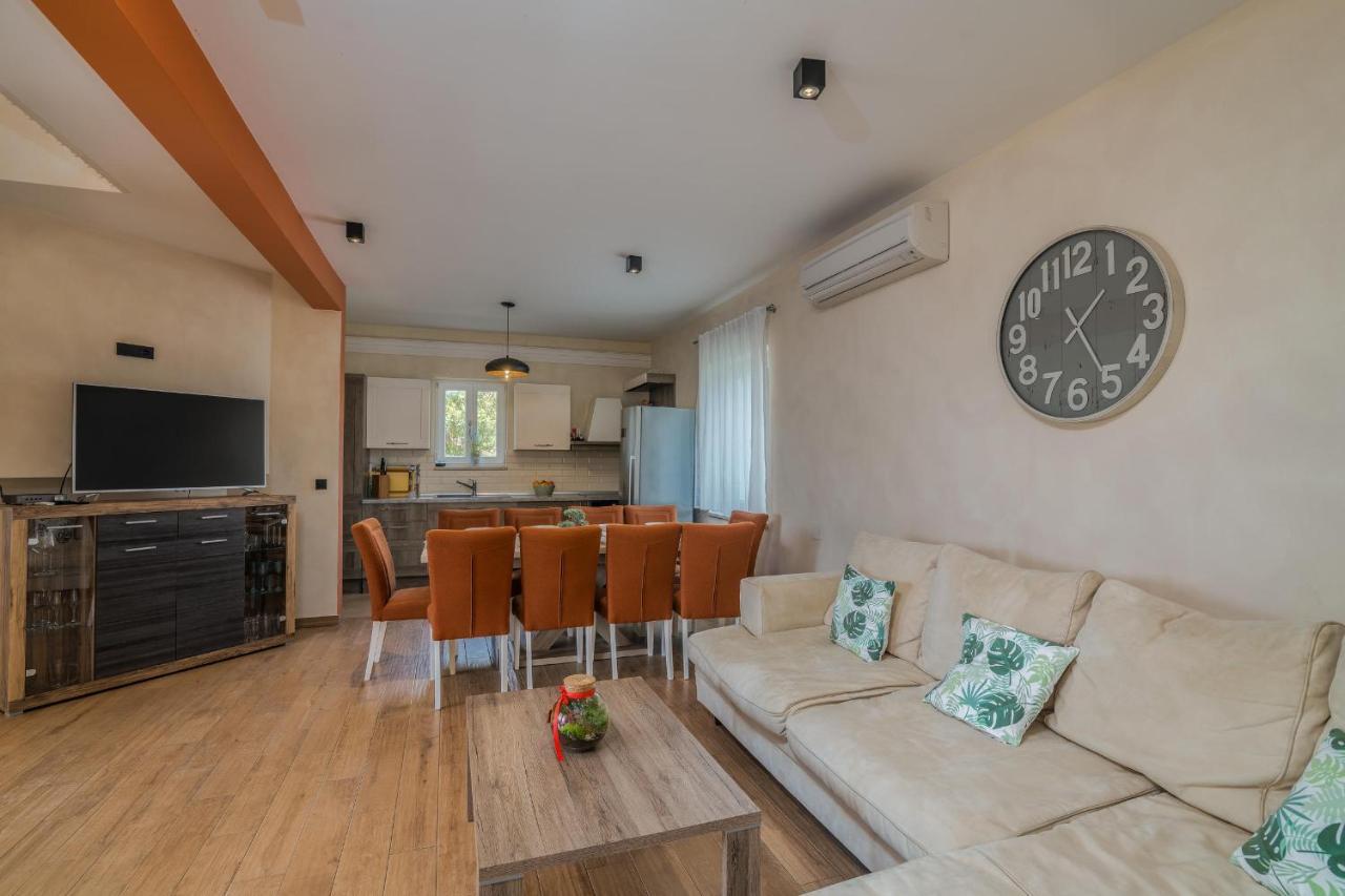 Villa Augusta Malinska Extérieur photo